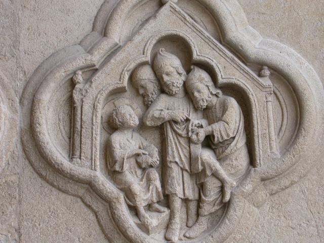 image Cuadrifolio del portal de la Madre de Dios de la Catedral de Amiens, Francia