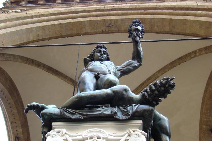 image Contrapicado de Perseo, Florencia, Italia