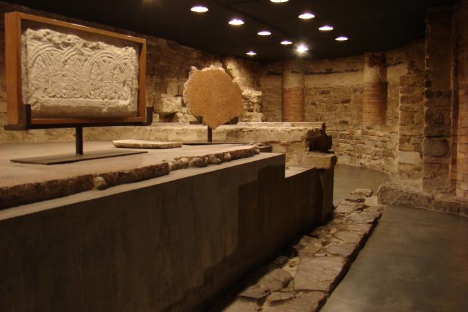 image Cripta de Santa Reparata en la Catedral de Florencia, Italia