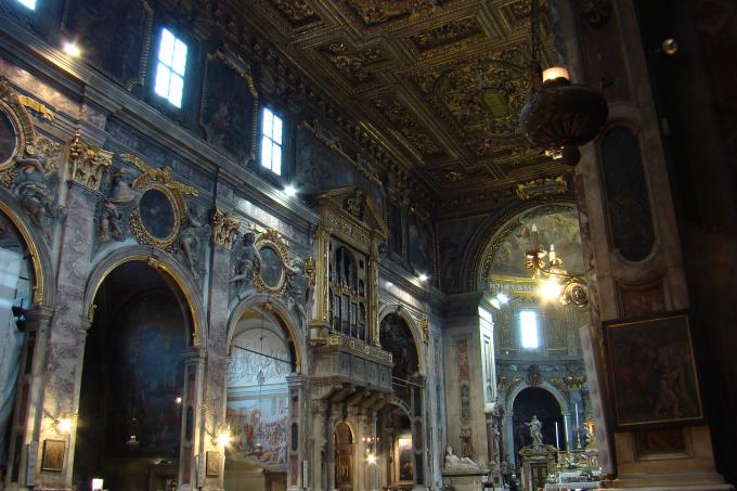 image Interior de la Iglesia de la Santissima Annunziata, Florencia, Italia