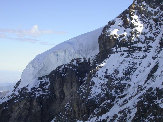 image Glaciar colgado en el Mönch, Grindelwald, Suiza