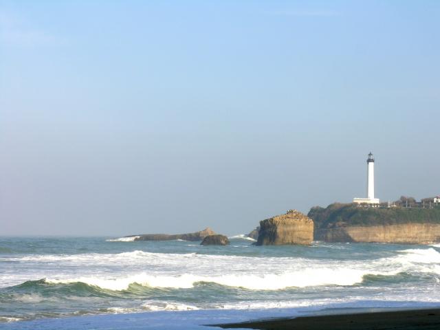 image Faro en la costa de Biarriz, Francia