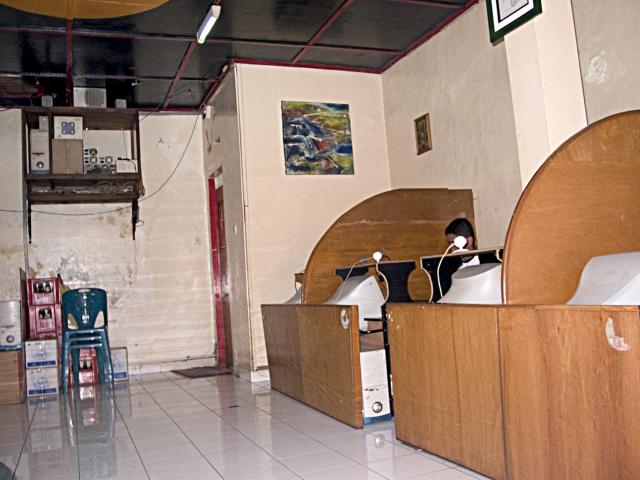 image Salón de Internet, Indonesia