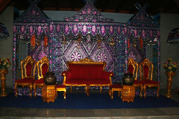 image Salón de banquete de boda bugis, Sunda Kelapa, Indonesia