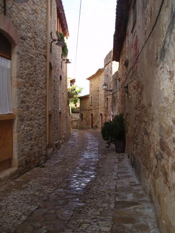 image Calle de Peratallada, Girona
