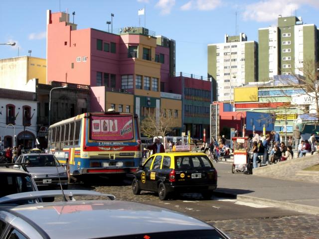 image Tráfico, Barrio de la Boca, Buenos Aires, Argentina