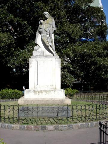 image Piedad junto al cementerio, Buenos Aires, Argentina