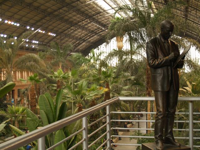 image Interior de la Estación de Atocha, Madrid