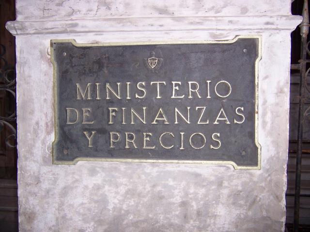 image Ministerio de finanzas y precios, La Habana, Cuba