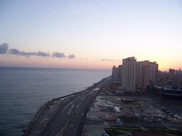 image Amanecer en La Habana, Cuba