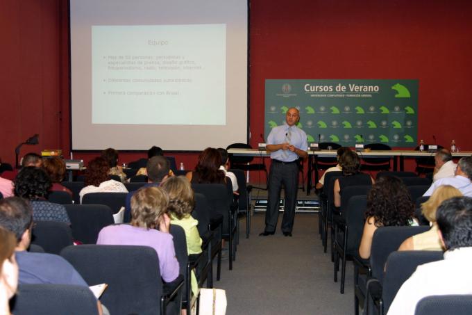 image Asistentes a curso