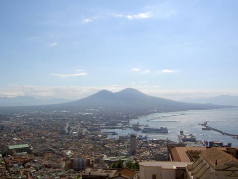 image Vesubio y la bahía de Nápoles