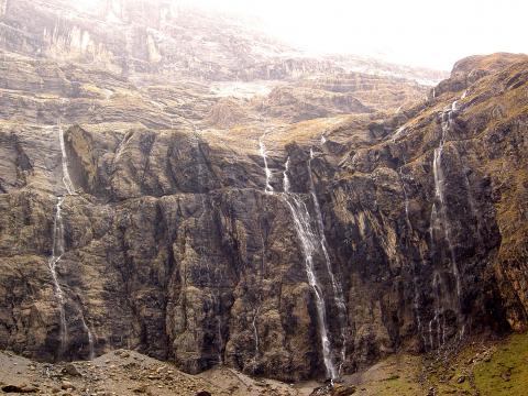 image Cascada en los Pirineos (Francia)