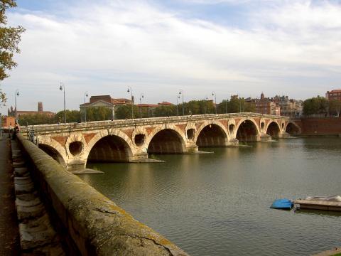 image Río Garona a su paso por Toulouse (Francia)