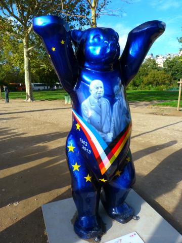 image Exposición de osos en París