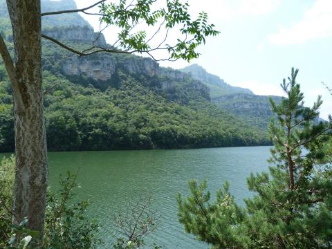 image Embalse de Sobrón 