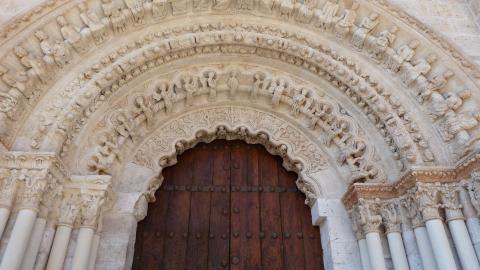 image Toro colegiata