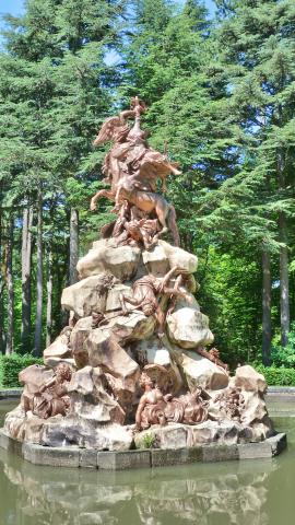 image Escultura en fuente en el palacio real de la Granja de San Idelfonso