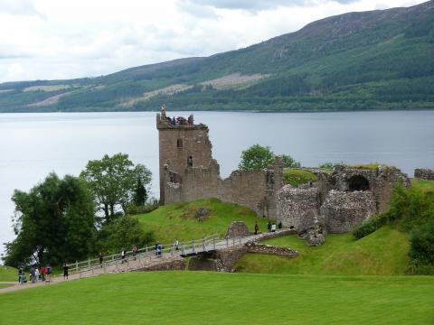 image Castillo de Urquhart