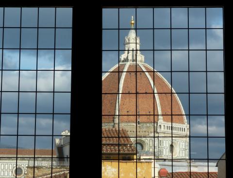 image Ventanal palacio viejo