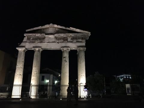 image Puerta de Atenea Arquegetis