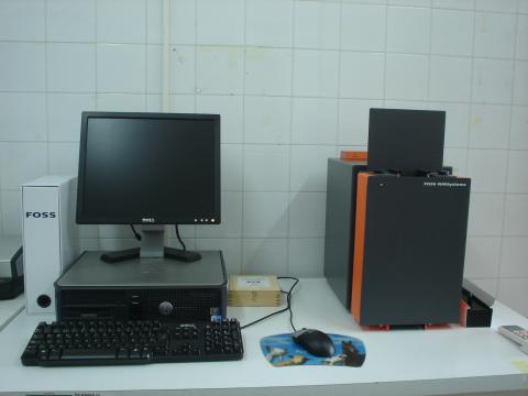 image Analizador de infrarrojos de piensos y materias primas