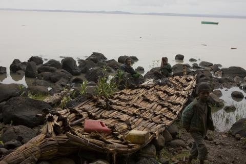 image Embarcación de papiro en la orilla del lago Tana, Etiopía
