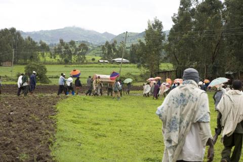 image Entierro de un cristiano ortodoxo en Wolleka, Etiopía