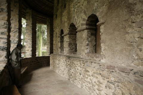 image Lateral de la iglesia del monasterio Debre Birhan Selassie, Etiopía