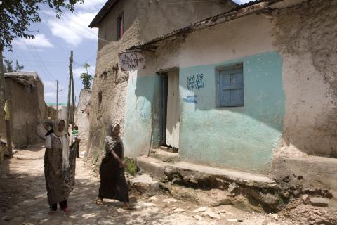 image Entrada a un salón de belleza en Harar, Etiopía