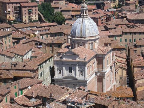 image Iglesia de Santa María di Provenzano, Siena, Italia