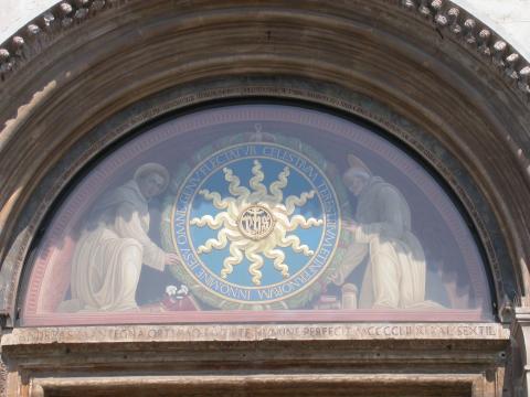 image Tímpano de la Basílica de San Antonio, Padua, Italia