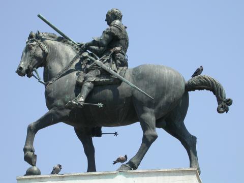 image Figura ecuestre del Condotiero Gattamelata, Padua, Italia