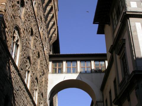 image Pasaje sobre Vía della Ninna, Florencia, Italia