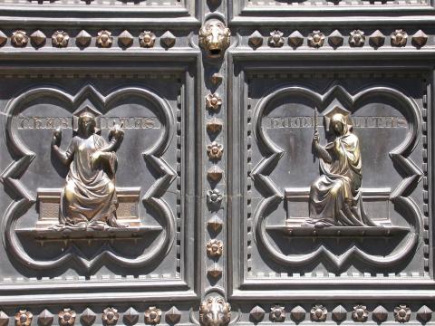 image Cuarterones de la puerta sur del Baptisterio, Florencia, Italia