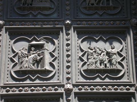 image Cuarterones de la puerta sur del Baptisterio, Florencia, Italia