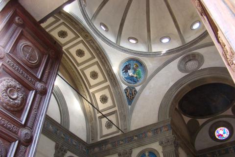 image Interior de la Capilla Pazzi en la Basílica de la Santa Cruz, Florencia, Italia