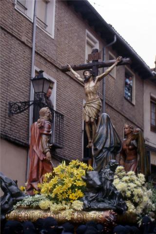 image Paso de la Crucifixión en Semana Santa, León