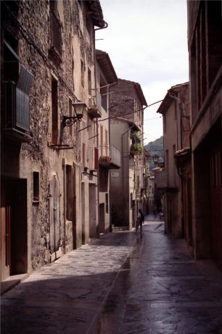 image Calle de Castellfollit de la Roca, Girona