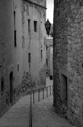 image Calle de Peratallada, Girona