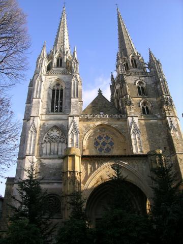 image Fachada de la catedral de Bayona, Francia