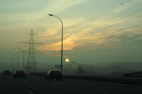 image Cielo al atardecer sobre la carretera de Burgos, Madrid