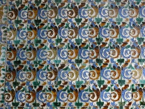 image Decoración con azulejos en la Casa de Pilatos, Sevilla