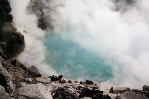 image Aguas termales de Umi Jigoku en Beppu, Japón