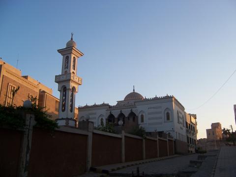image Mezquita en Asuán, Egipto
