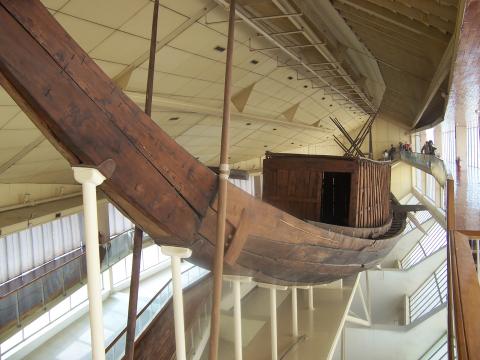 image Barca solar de Khufu (Keops), Giza, Egipto