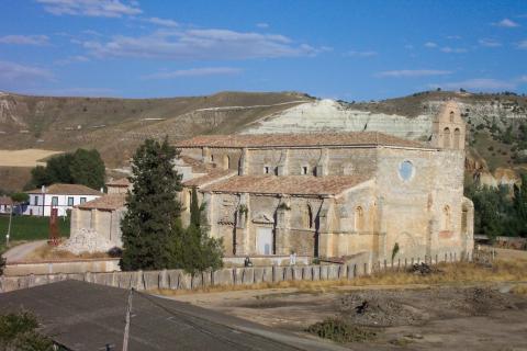 image Monasterio de Santa María de Palazuelos en Cabezón del Pisuerga, Valladolid