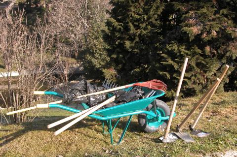 image Herramientas de jardinería