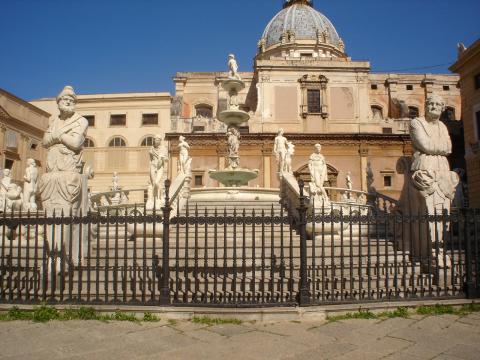 image Fuente Pretoria, Palermo, Sicilia