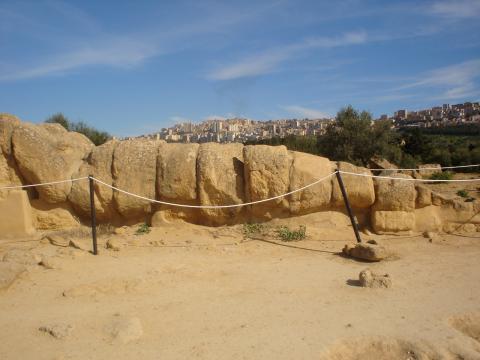 image Telamóm, Templo de Zeus, Agrigento, Sicilia